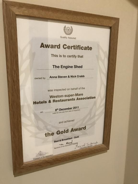 The Engine Shed Hotel เวสตัน-ซูเปอร์-แมร์ ภายนอก รูปภาพ